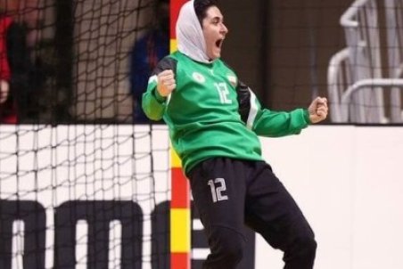 دختری با رویای بهترین شدن در جهان