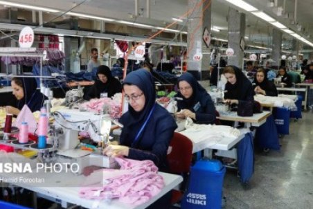 بسیاری از تولیدکنندگان پوشاک تغییر شغل داده‌اند