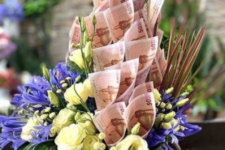 تزیین شاباش برای عروس