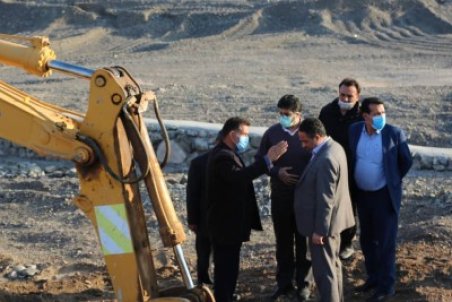 بازدید رییس قرارگاه جهاد آبرسانی وزارت نیرو از عملیات آبرسانی به مجتمع روستایی همبرات