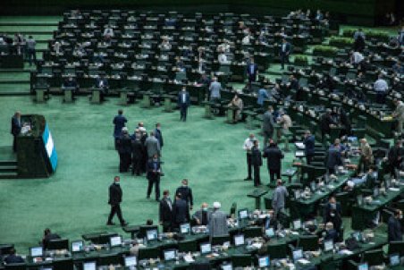 ارجاع طرح حمایت از کارخانجات و واحدهای صنعتی به کمیسیون صنایع برای رفع ابهامات