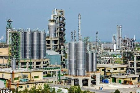 درخواست وزارت کشور برای بررسی «طرح توسعه پتروشیمی تبریز» در دولت
