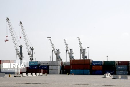 مناطق آزاد و ویژه اقتصادی محلی برای رشد و توسعه کشور است