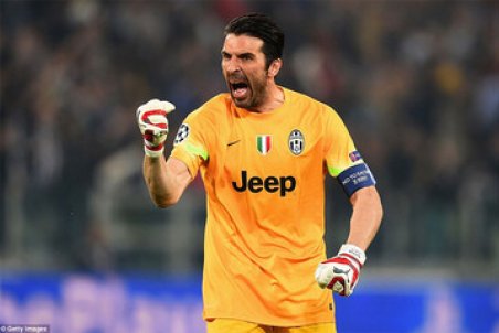 هرگز مواد مصرف نکرده‌ام و به دیسکو هم نمی‌روم