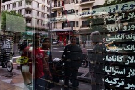 متولی راستی‌آزمایی "مسافران صوری" در صف ارز نیستیم