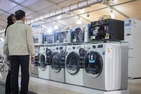 مرکز آمار ایران در زمین چه کسی بازی می‌کند؟!