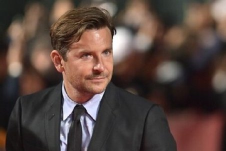 بردلی کوپر، «استاد» را کارگردانی و بازی می‌کند