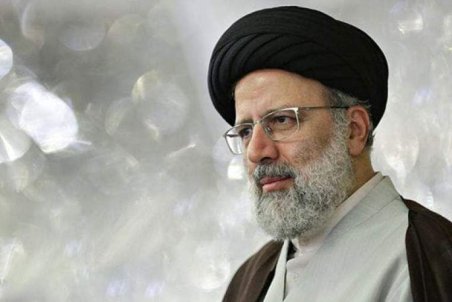 رییسی: به هیچ وجه نمی‌خواهیم قیمت بنزین را افزایش دهیم