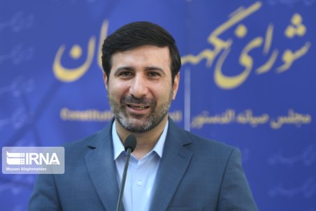 قانون اساسی برای زنان جایگاهی بی‌بدیل قائل است