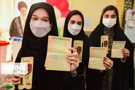 مدیرکل سیاسی استانداری همدان: دولت سیزدهم به دنبال احیاء اعتماد عمومی است