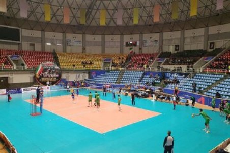 آملی‌ها زمین مسابقه را ترک کردند / بازی لیگ برتر والیبال نیمه تمام ماند