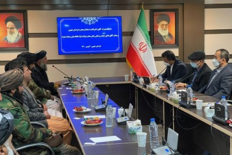 والی فراه: کشورهای همسایه اولین هدف اقتصادی افغانستان است