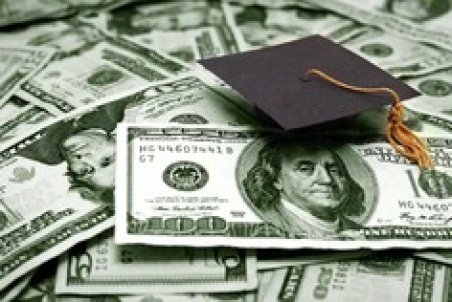 دست همه دانشجویان به ارز نمی‌رسد