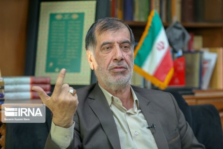 دفاع باهنر از طرح بنزینی دولت: پشت این کار منطق وجود دارد