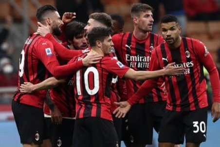 شیوه بامزه دروازه‌بان ذخیره میلان برای بازگشت به خانه/عکس