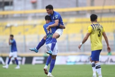 این استقلال بباز نیست!