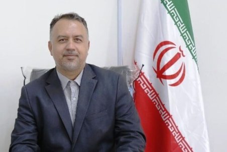 یک فعال سیاسی نمی‌تواند همزمان عضو موثر چند حزب باشد