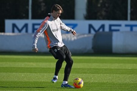 ستاره جدید یوونتوس در تمرین آفتابی شد/عکس