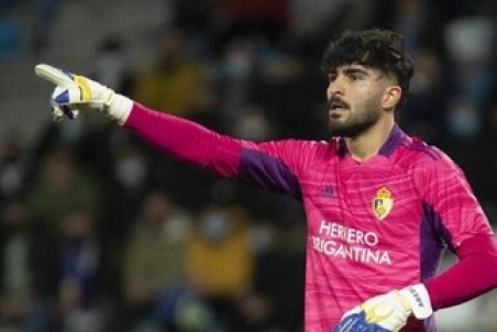 سیو تماشایی امیر مقابل عابدزاده بزرگ/عکس