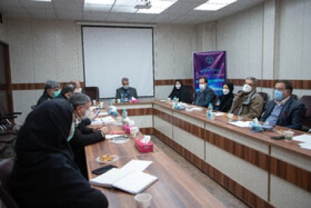 پیگیری راه‌اندازی اولین کشتارگاه صنعتی در اراک/انباشت بالای دام در دامداری‌ها مشکل‌ساز است