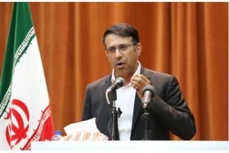 نماینده لارستان: عبدالملکی در مبارزه با فساد شجاع است/هیچ وقت استیضاحش را امضا نمی‌کنم