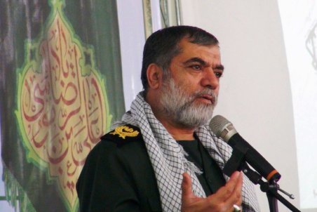 یک فرمانده دفاع مقدس: پیوند ملت با ولایت مولفه اقتدار جمهوری ایران سلامی است