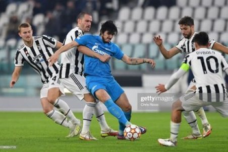 بانوی پیر به دنبال سردار آزمون