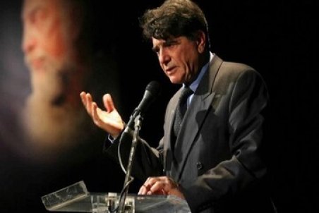 اعتراض خانه شجریان به عزت‌الله ضرغامی: فراموش نکردیم چه کردید/ عکس