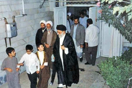 عقبه تئوریک نهضت امام خمینی به روایت علامه مصباح یزدی