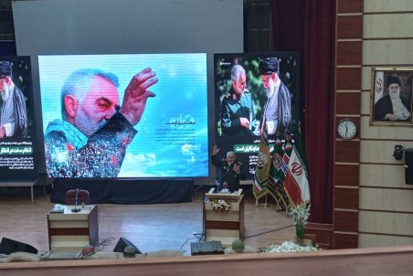 سرلشکر صفوی: سردار سلیمانی الگوی ایستادگی و مقاومت بود