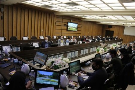 برگزاری نشست توجیهی اخذ گواهی نامه صلاحیت پیمانکاران در آبفای استان اصفهان