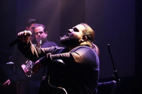 (ویدئو) یادی از مهرداد میناوند و علی انصاریان در کنسرت رضا صادقی