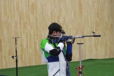 باقری: فشنگ خفیف برای مسابقه داریم ولی برای تمرین نه