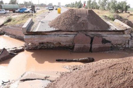 سیلابی شدن ۹ شهرستان استان کرمان؛ حجم بالای سیلاب‌ها و بسته شدن راه‌ها مانع امدادرسانی است