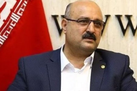 مخالف طرح "توزیع یارانه بنزین" هستیم/ دلالان بازار بنزین را به دست می‌گیرند