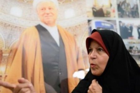 هشدار فائزه هاشمی درباره بازگشت دولت رئیسی به دوران احمدی‌نژاد