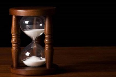 آموزش ساخت ساعت شنی با وسایل دورریختنی + فیلم