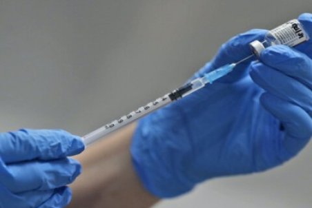 برنامه مراکز واکسیناسیون کرونا در شیراز 2 بهمن