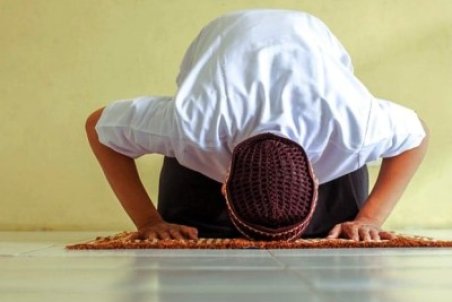 نماز سفارش شده ی روز دوشنبه