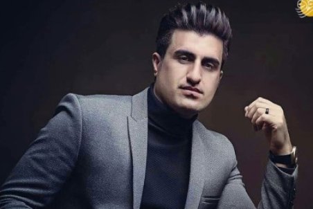 فرار محسن لرستانی در اجرای زنده به دلیل قمه‌کشی