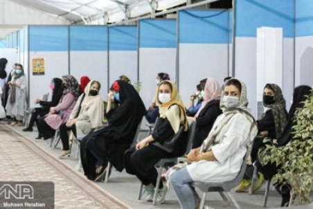 ۲۴.۷۳ درصد افراد بالای ۱۸ سال دوز سوم واکسن کرونا را تزریق کردند