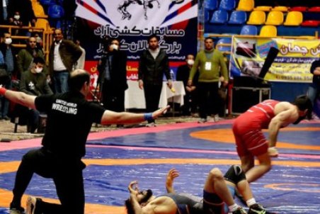 واکنش بذری به درگیری‌ در مسابقات کشتی قهرمانی کشور: به قضاوت داوران اعتراض داشتم