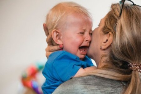 چرا کودکان دچار درد قفسه سینه می شوند؟ آیا خطرناک است؟