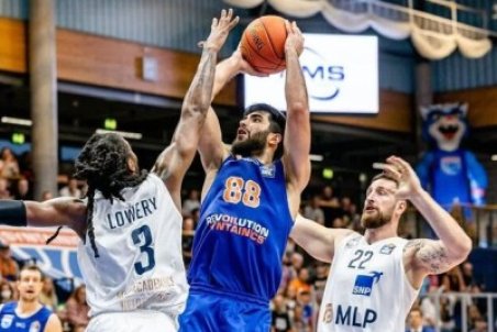 یخچالی: نمی‌دانم به تیم ملی برسم یا نه