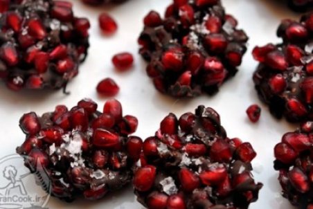 طرز تهیه شکلات انار