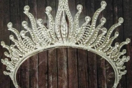 شیک ترین مدل تاج عروس سلطنتی