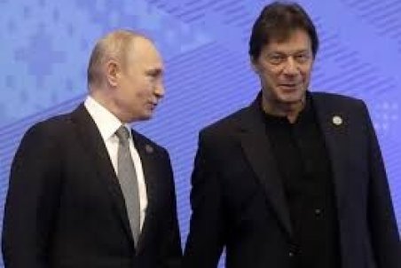 سفر نخست وزیر پاکستان به روسیه برای پیشبرد خط لوله گازی شمال-جنوب