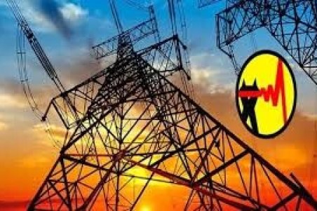 تفویض اختیار به کرمان دهید، یک سال دیگر ۶ هزار مگاوات برق تحویل بگیرید 