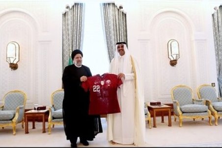 پیراهنی که امیر قطر به ‌ رئیسی اهدا کرد، چه پیامی داشت؟