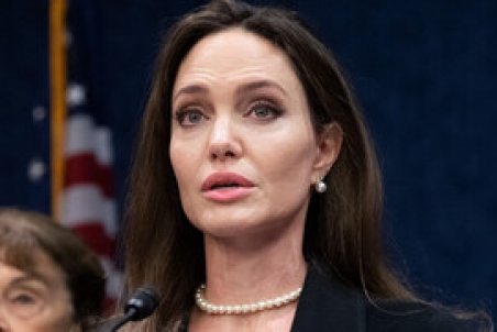 بغض آنجلینا جولی هنگام سخنرانی در کنگره آمریکا